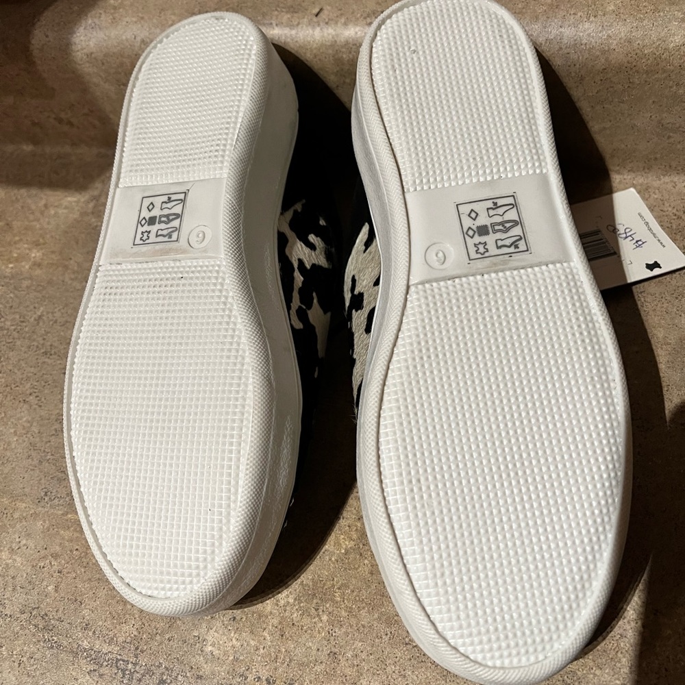 Myra Giggle Sneakers - Picture 5 of 5
